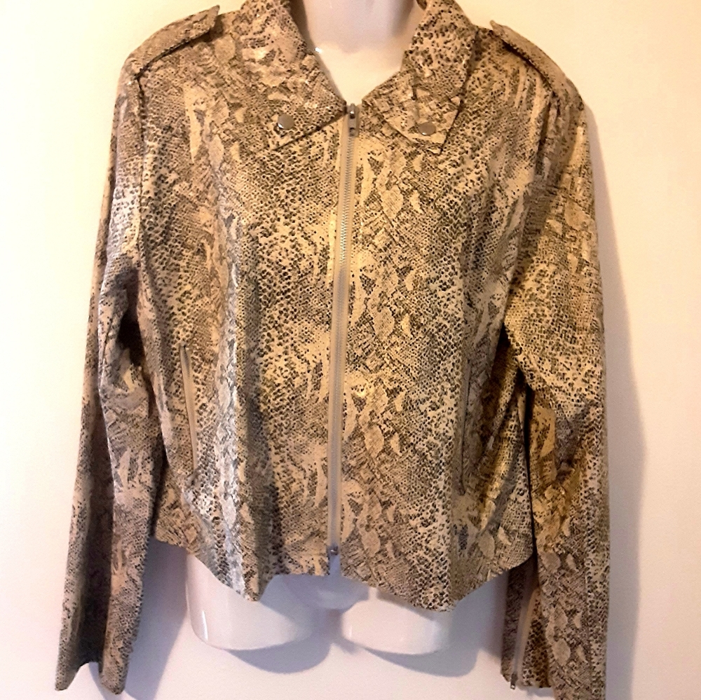 Who's There Python Print Moto Military Jacket Size Large NWOT - Picture 11 of 15